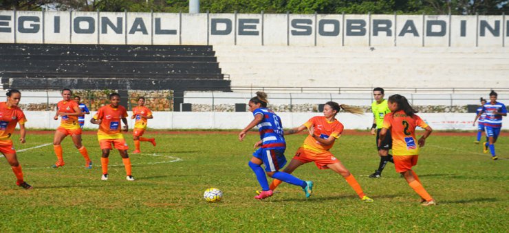 Equipe candanga conseguiu classificação inédita para as semifinais da Copa do Brasil de Futebol Feminino - Foto: Divulgação/Ascom Vitória-PE