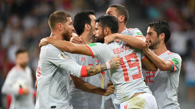 Diego Costa comemora gol de empate da Espanha ainda no primeiro tempo - Foto: Getty Images/FIFA