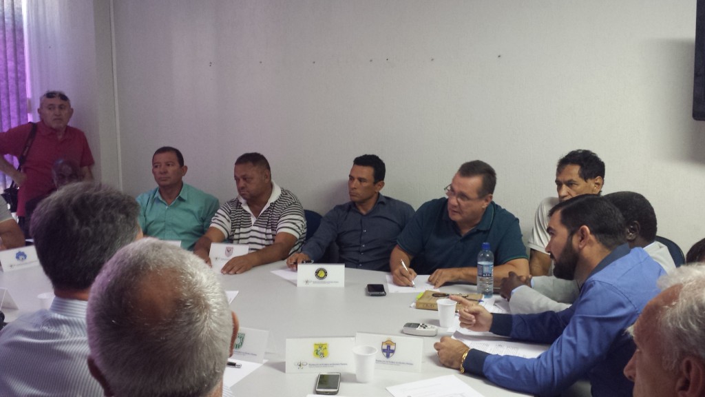 Primeira reunião dos dirigentes dos times do Candangão 2018 aconteceu nesta segunda-feira, na sede da FFDF, na Asa Sul - Foto: Sérgio Porto/Agência EB