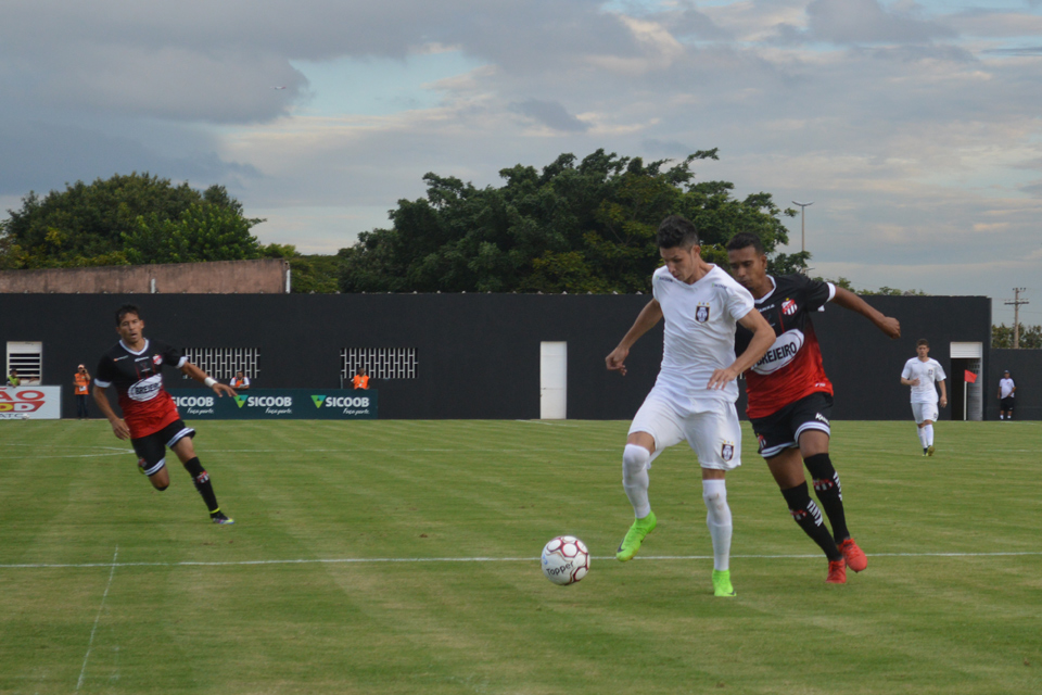 Romarinho invade a grande área e bate cruzado, abrindo o placar no início do segundo tempo - Foto: Fernando Godoy/Divulgação