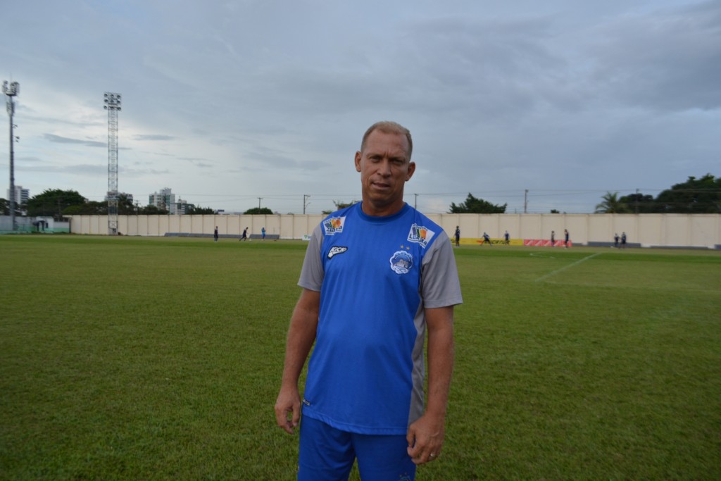 Após disputar o Candangão pelo Luziânia e comandar o Real no Juniores, Evilásio de Almeida treinará o time profissional do Real no Candangão 2018 - Foto: Lívia Costa/Divulgação