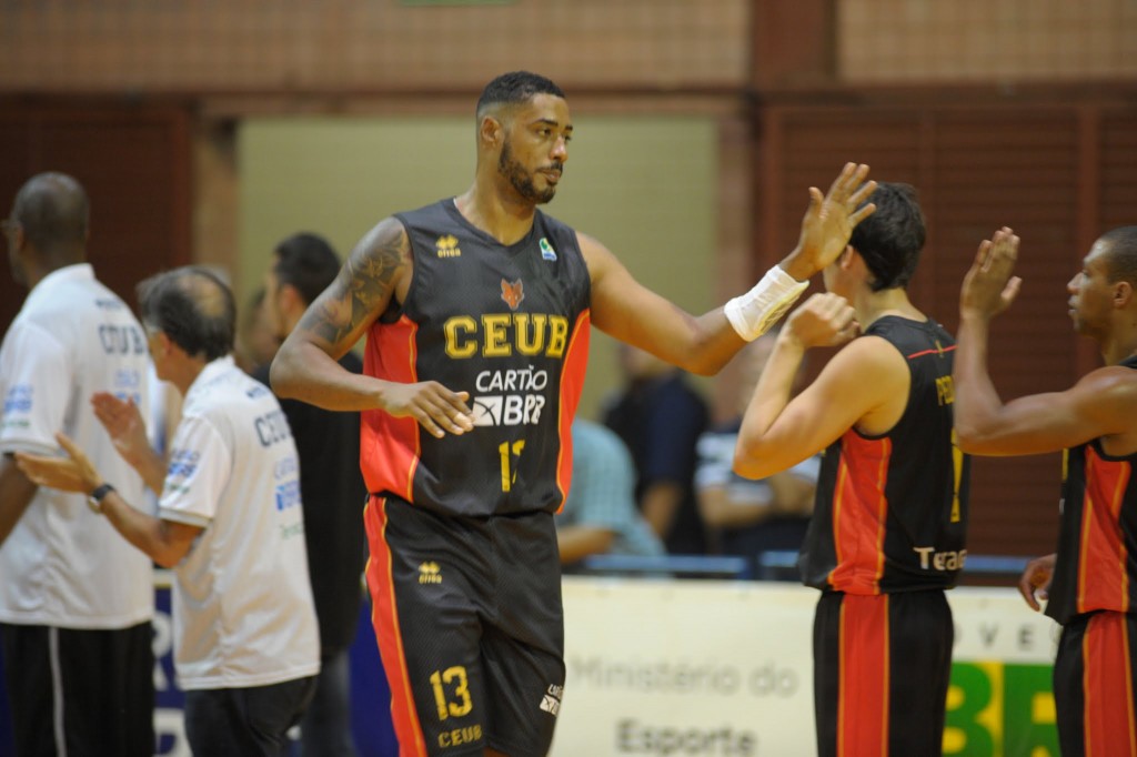 Fab Melo pode desfalcar o UniCEUB/Brasília na primeira fase da Liga Sul-Americana - Foto: Brito Júnior