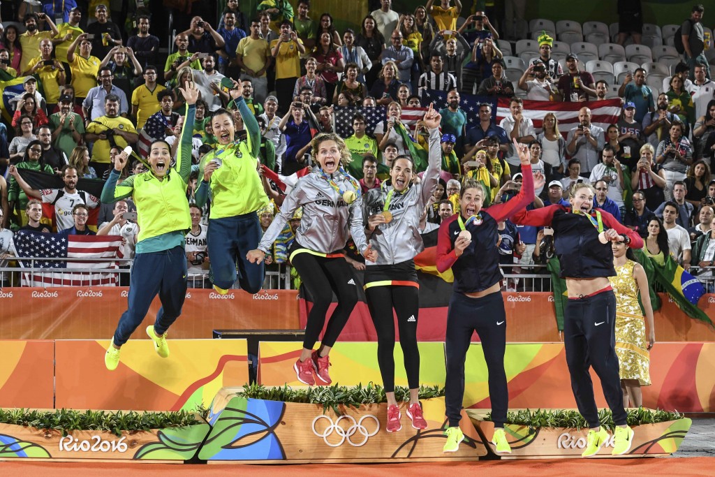 Final foi vencida pela Alemanha e o bronze ficou com os Estados Unidos - Foto: Célio Messias/Inovafoto/CBV