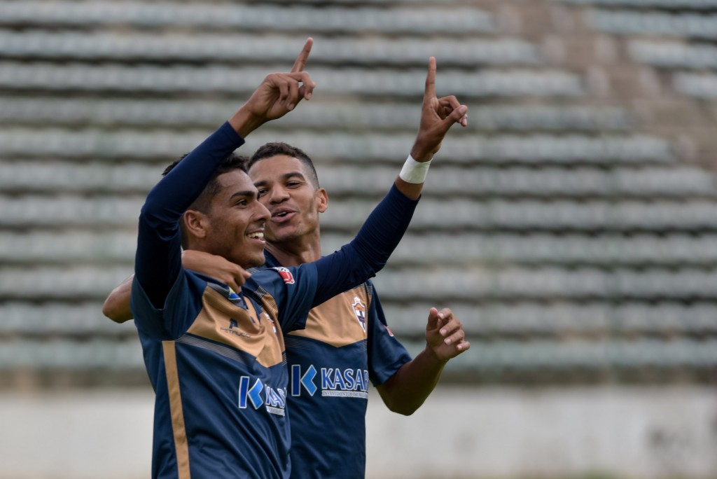 Kaio abre o placar no primeiro tempo para o Real frente ao Formosa Esporte no Bezerrão - Foto: Ricardo Botelho/Real FC
